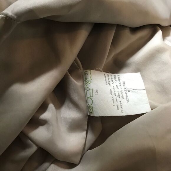 Vintage Linen Bavarian Blouse and Skirt by MEICO (42) - Picture 9 of 16